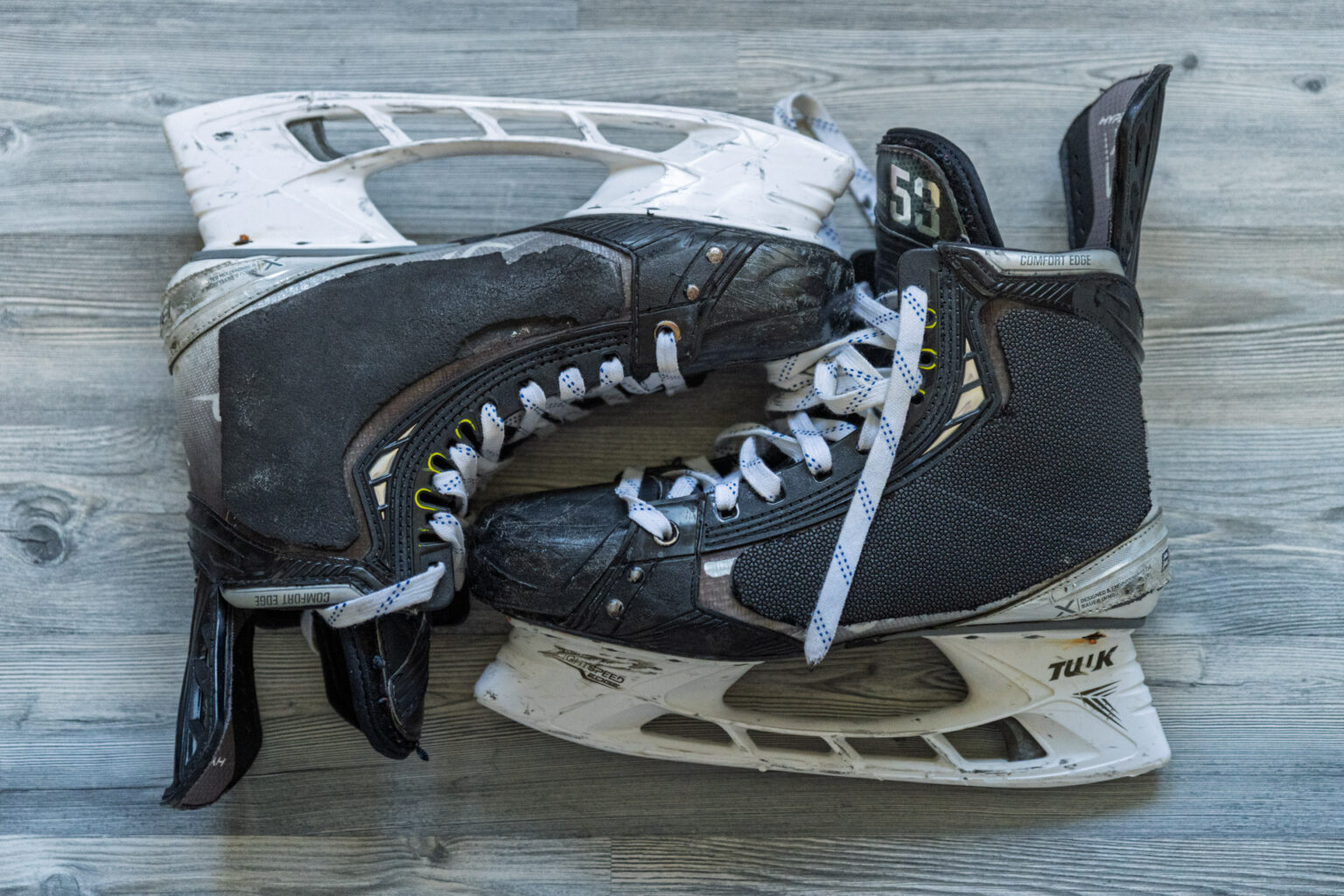 GAME USED SKATES - MORITZ SEIDER - DETROIT RED WINGS - ROOKIE SEASON 2021/2022