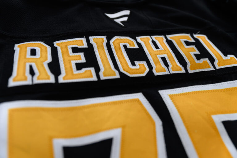 LUKAS REICHEL - GAME WORN JERSEY - BOSTON BRUINS 2025 / 2026 HOME SET 3