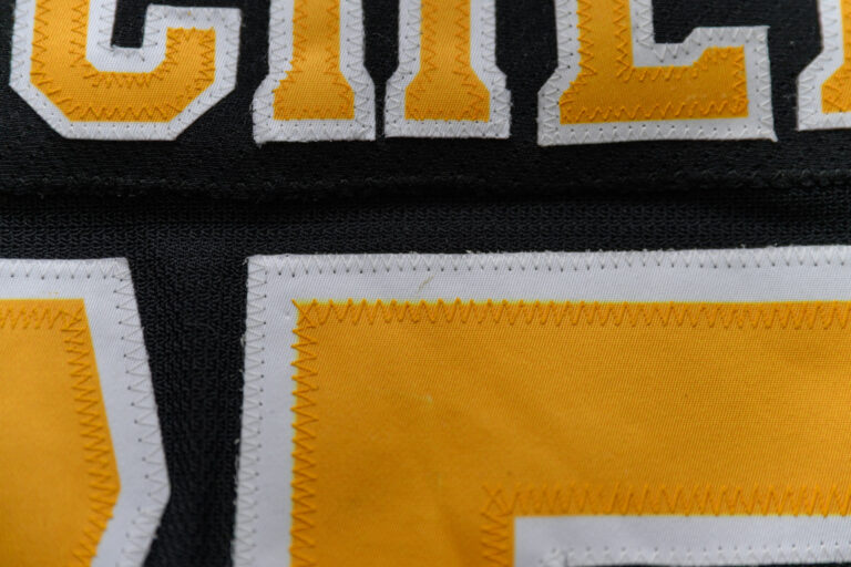 LUKAS REICHEL - GAME WORN JERSEY - BOSTON BRUINS 2025 / 2026 HOME SET 3